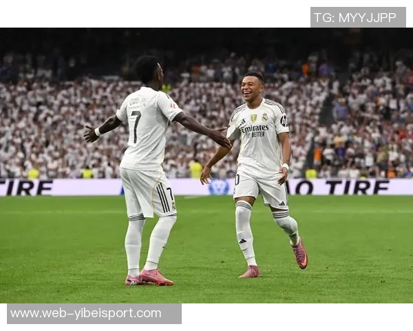 佩佩回忆穆帅执教皇马时期阿隆索积极交流战术见解