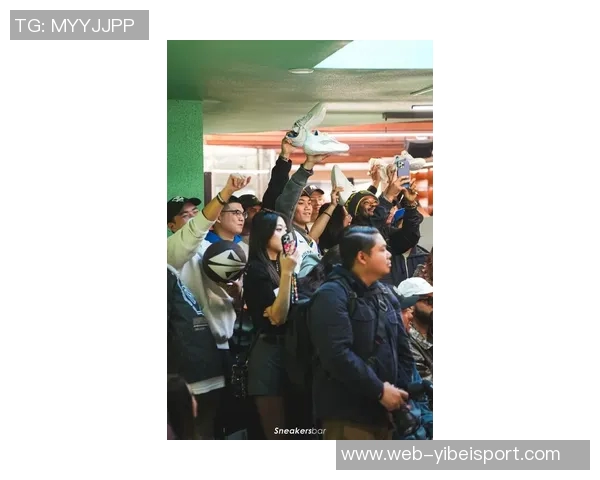 巴特勒亮相旧金山新鞋发布会小老弟库明加亲临助阵支持