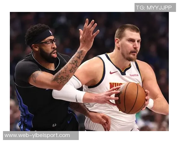 卡梅隆约翰逊膝伤严重痛苦倒地提前退场球迷心疼不已 卡梅隆约翰逊膝伤严重痛苦倒地提前退场球迷心疼不已